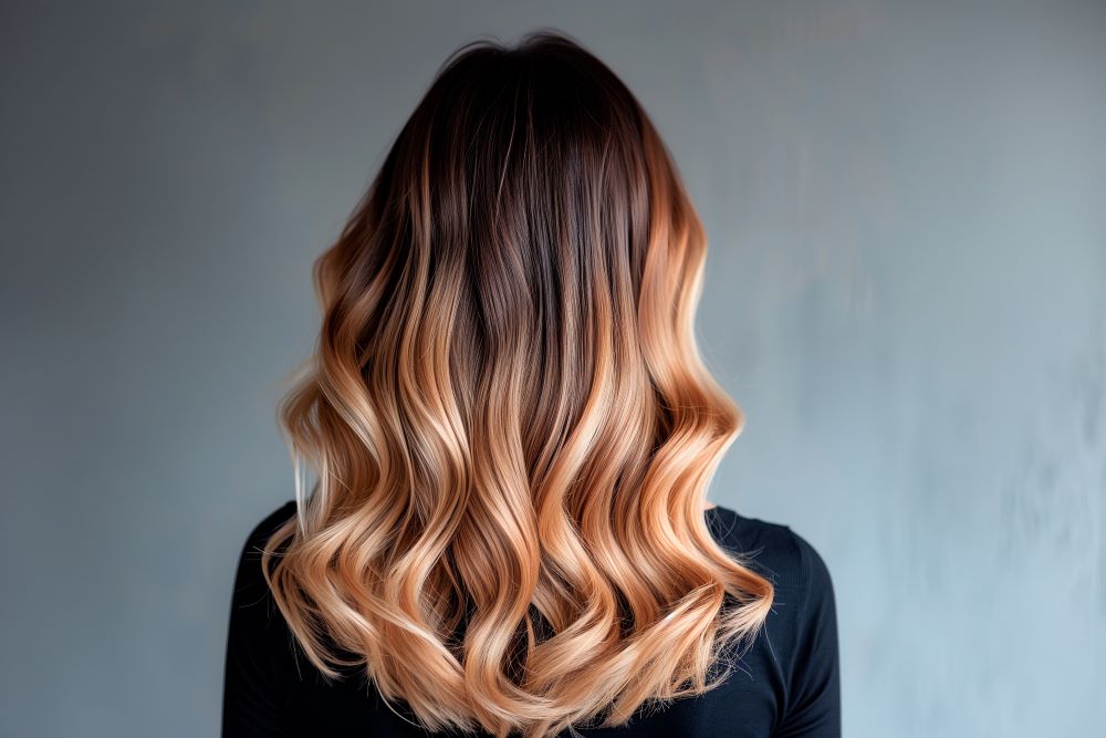 Servizio balayage colore di prima scelta Kerastase